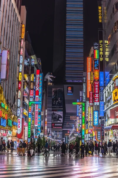 Godzilla yol ünlü yer Shinjuku Tokyo, Japonya — Stok fotoğraf