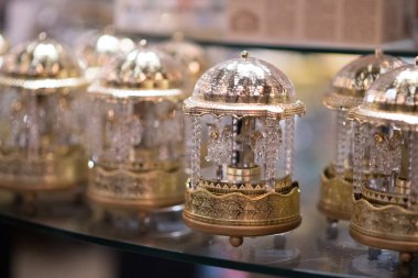 çok güzel müzik kutusu 