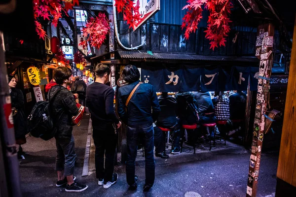 Japon sokak gıda omoide yokocho shinjuku tokyo Japonya, p — Stok fotoğraf