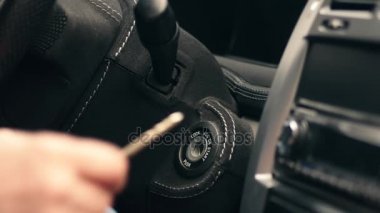 Başlangıç araba motoru kontak anahtarı