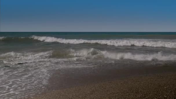 Onda oceânica na praia — Vídeo de Stock