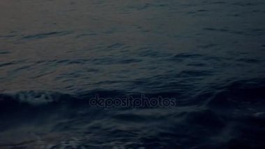 Dalgalar deniz günbatımı