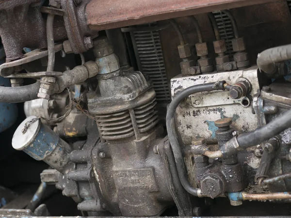 Vecchio motore di sfondo del trattore e carta da parati. Stile retrò — Foto Stock