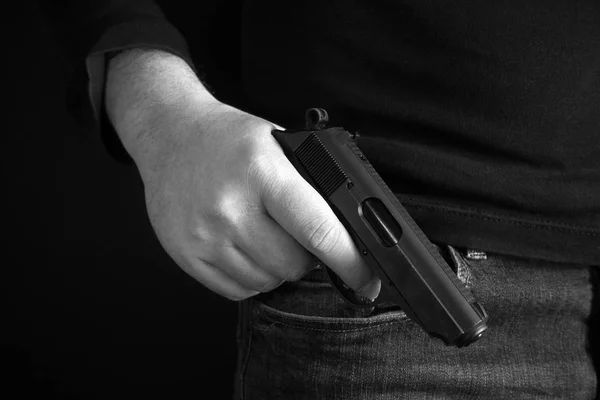 Mafya Tutan Silahını Çekti Geri Koyu Arka Plan Beyaz Fotoğraf — Stok fotoğraf