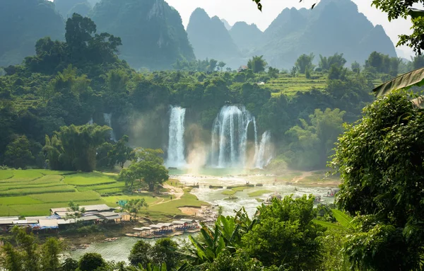 Cascate Detian nella provincia del Guangxi Cina — Foto Stock