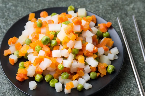 Verduras cocidas en un plato —  Fotos de Stock