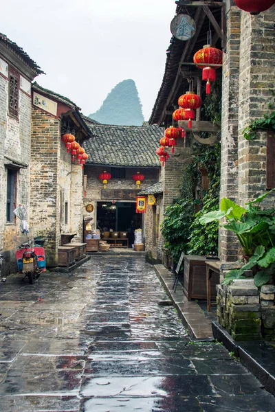 HUZHOU, CHINA - MAY 3, 2017: Huang Yao Ancient Town in Zhaoping — Stock Photo, Image