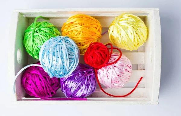 Palline di filo colorato per maglieria — Foto Stock