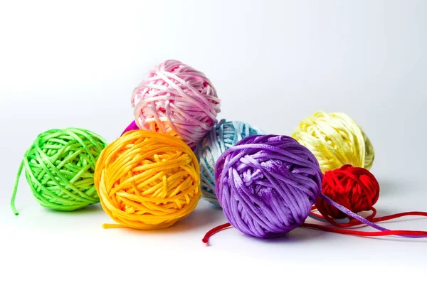 Palline di filo colorato per maglieria — Foto Stock