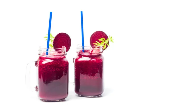 Healthy beet smoothie in a jar isolated — Stock Photo, Image