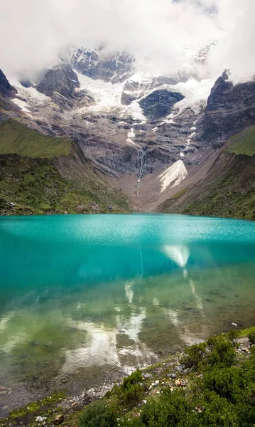 Humantay sjö i Peru på Salcantay berg i Anderna — Stockfoto