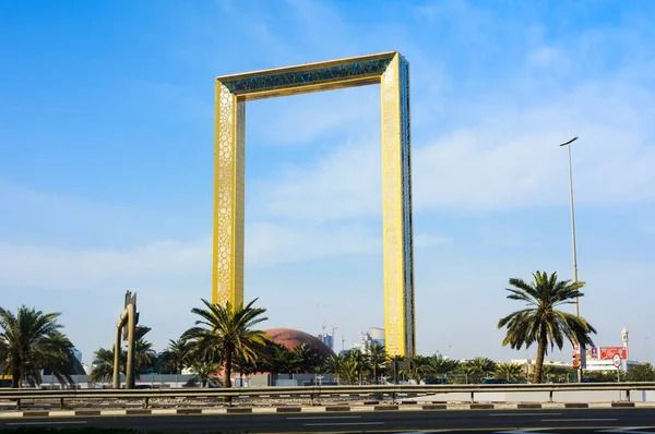 Дубай, ОАЭ, 11 февраля 2018 года: Dubai Frame buil — стоковое фото