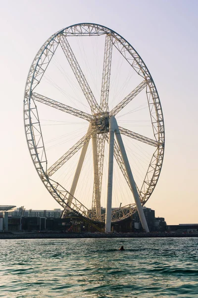 Roda gigante Ain Dubai na praia JBR — Fotografia de Stock