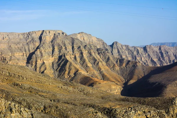 Úžasné scenérie pouštní hory Džabal Jais v SAE — Stock fotografie
