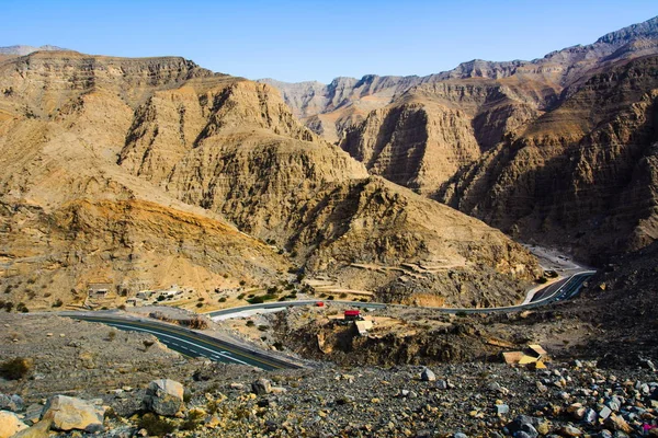 Jabal Jais krajina na nejvyšší horu v SAE — Stock fotografie