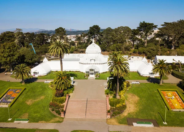 Botanical gardens in Golden Gate park in San francisco California — Stock Photo, Image