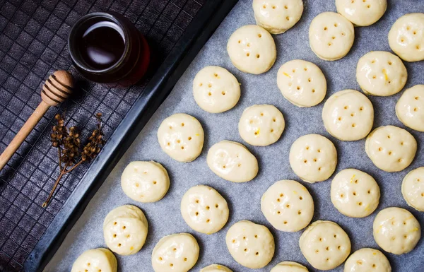Homemade Pastry Dough Honey Buns Baking Pan — Stock Photo, Image
