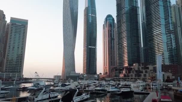Dubai Emiratos Árabes Unidos Noviembre 2019 Dubai Marina Rascacielos Modernos — Vídeos de Stock