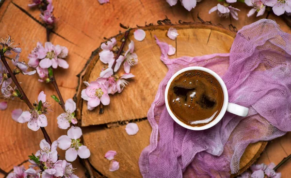 Чашка Кави Квітучими Гілками Вишневого Дерева Весна Сакура Абстрактні — стокове фото
