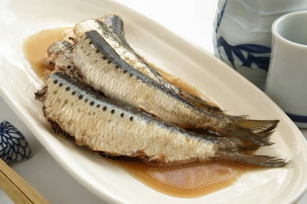 Simmered Sardine cu Sake, Mâncare japoneză — Fotografie, imagine de stoc