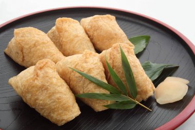 Inari suşi sarılmış kızarmış Tofu, Japon yemekleri