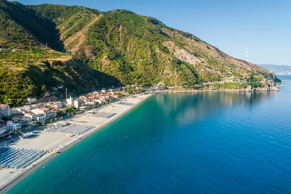 Plaj, Scilla (Calabria, Güney İtalya) yaz aylarında