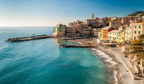 Panoramik Bogliasco, küçük deniz köyü yakınlarında Genoa (Kuzey İtalya)