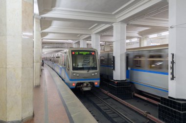 Tren istasyonunda 