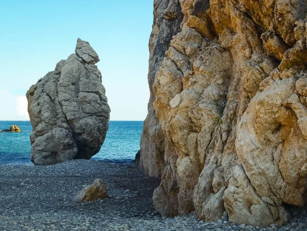 Sea Rock Pobliżu Miejsce Narodzin Aphrodite Bogini Aphrodite Beach Petra — Zdjęcie stockowe