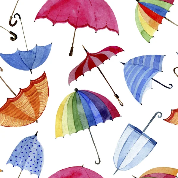 Nahtloses Aquarellmuster. Regenschirme und Regentropfen auf weißem Hintergrund — Stockfoto
