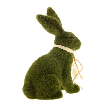 Paskalya dekoratif tavşan figürü beyaz arkaplanda izole edildi  