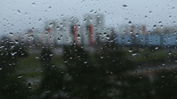 Vue Depuis Fenêtre Bureau Par Temps Pluvieux Dans Les Rues — Video