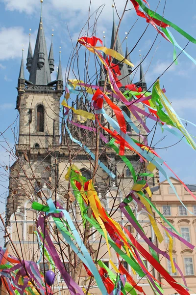 Árbol Pascua Plaza Ciudad Vieja Praga Mercado Pascua República Checa —  Fotos de Stock