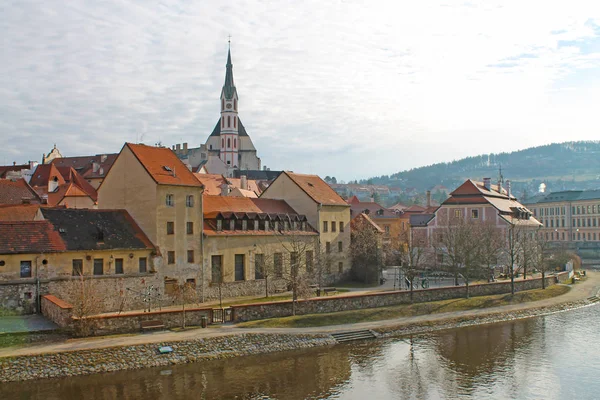 可俯瞰Cesky Krumlov河和圣维他教堂的城市景观 捷克共和国 — 图库照片