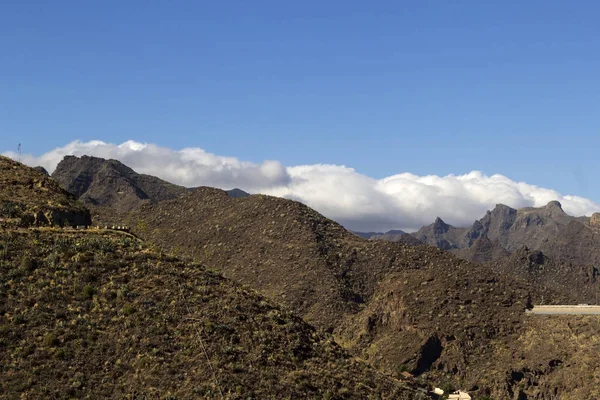 Tenerife ada dağlar