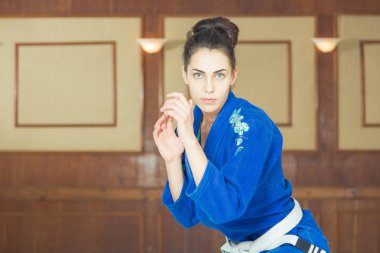 Jiu Jitsu, kadınlar bölümü. Bir kimono kız.