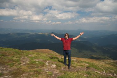 Yolculuk. Mount Goverla 2061 metre tırmanma