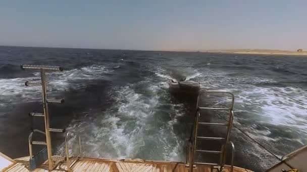 Yate con equipo de buceo. Mar Rojo. Marsa Alam — Vídeo de stock