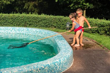 Çocuk Havuzu yaprakların temizle