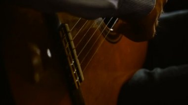 Gitar. Gitar çalmak
