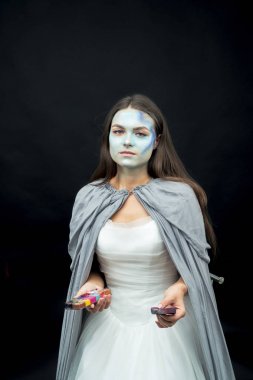 Makyaj. Görüntü bir cadı bir gelin elbise