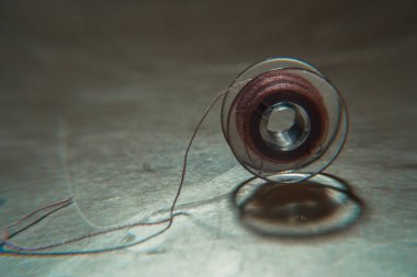 Dikiş makinesi ve dikiş araçları