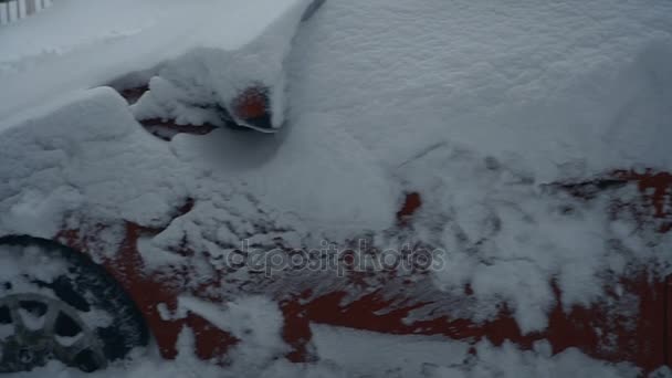 雪で覆われたマシン — ストック動画