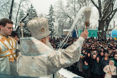 Kiev, Ukrayna - 19 Ocak 2018. Tanrı vaftiz. Filar