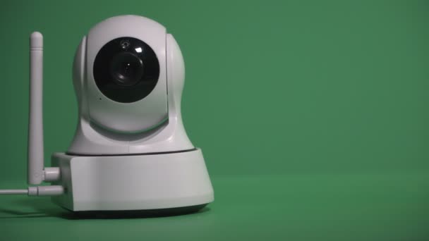 Security Camera Security Camera Turns Camera Different Directions — Stock Video