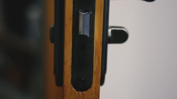 Interior Wooden Door Wooden Door Lock — Stockvideo