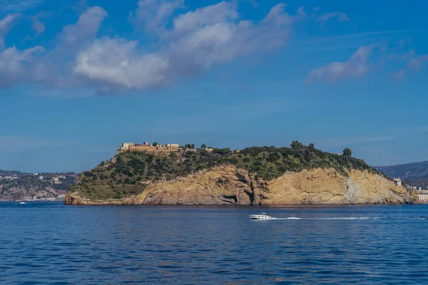 Nápoles. Nápoles vista desde el mar . — Foto de Stock