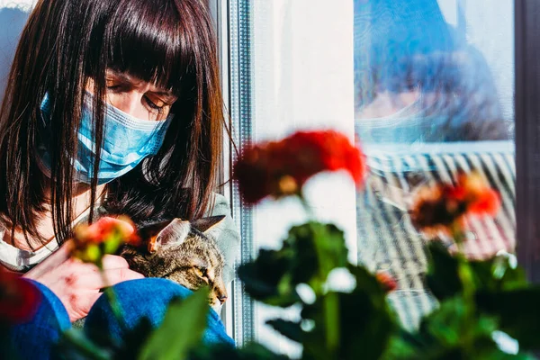 Virus Woman Sitting Cat Protective Gauze Mask Virus — Stock Photo, Image