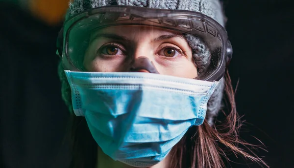 Virus Ragazza Maschera Garza Protettiva Occhiali Contro Virus Influenzale — Foto Stock