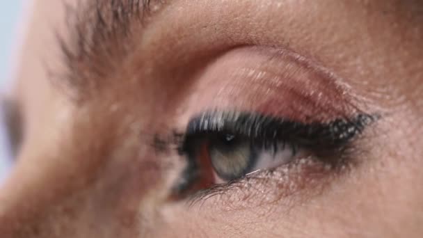 Oko Dámské Oko Detailní Záběr — Stock video